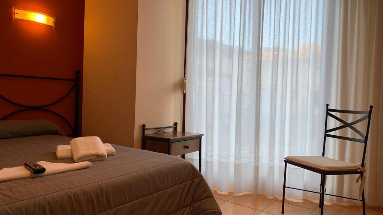 Hostal Portell Portell de Morella Екстериор снимка