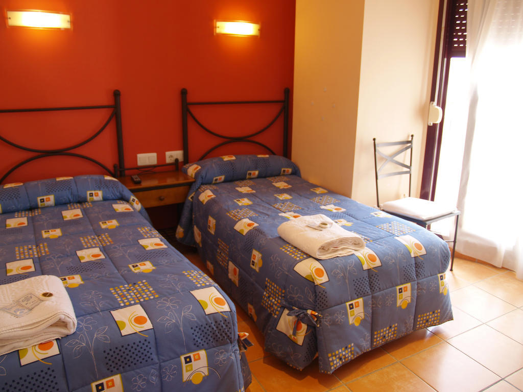 Hostal Portell Portell de Morella Стая снимка
