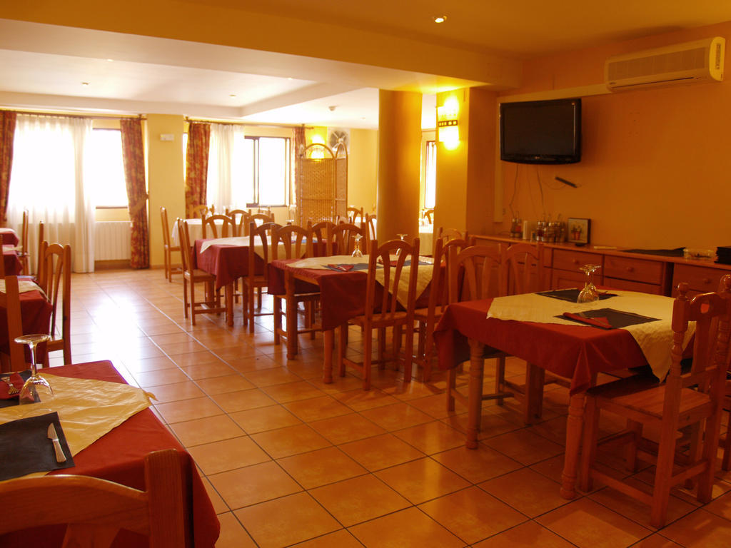 Hostal Portell Portell de Morella Екстериор снимка
